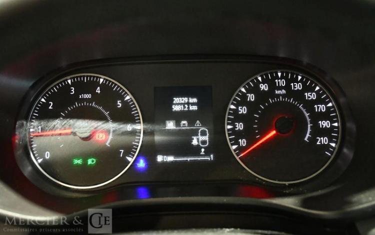 DACIA JOGGER VERT GW-303-XH