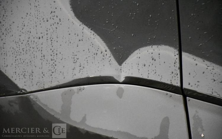 TOYOTA C-HR HYBRIDE NOIR GW-507-LK