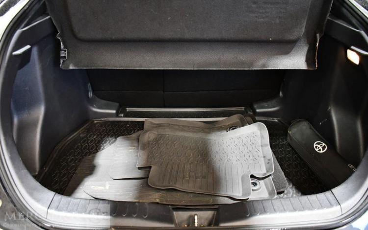 TOYOTA C-HR HYBRIDE NOIR GW-507-LK