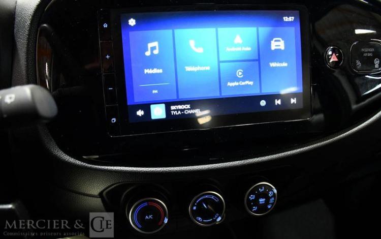 TOYOTA AYGO X BLANC GW-737-NY