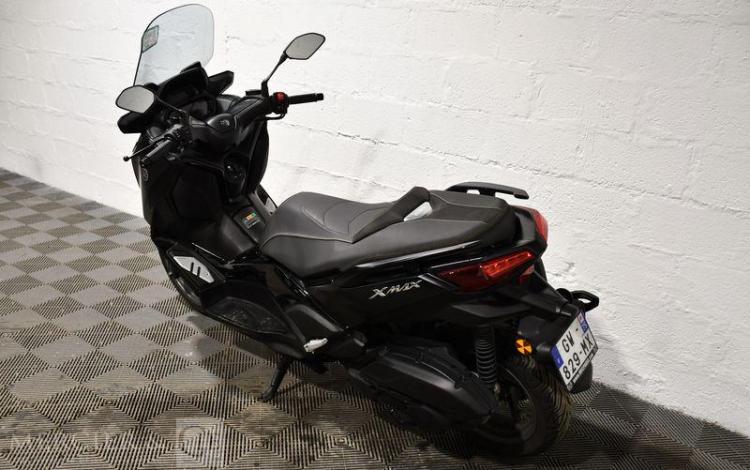 YAMAHA YP 125RA XMAX NOIR GW-829-MX