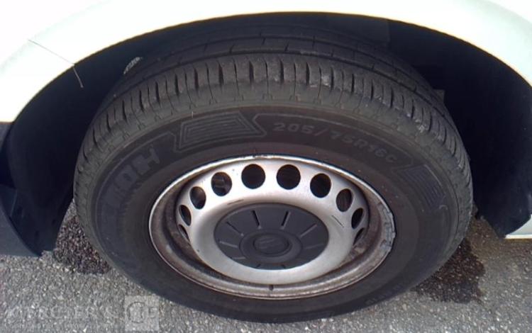 VOLKSWAGEN CRAFTER VAN 35 L4H3 14M3 TRACT 2.0 TDI 140CH BLANC GW-990-BW