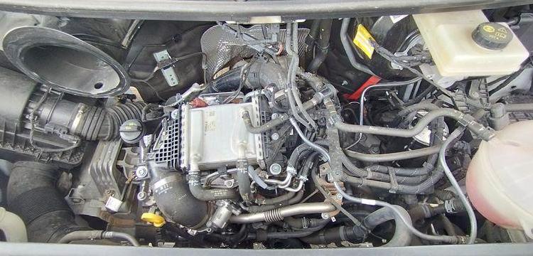 VOLKSWAGEN CRAFTECRAFTER VAN 35 L3H3 11M3 TRAC 2,0 TDI BLANC GX-034-HS