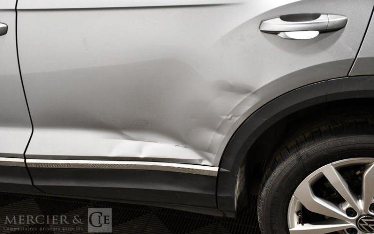 VOLKSWAGEN T ROC FL 1,5 TSI 150CH DSG7 GRIS GX-508-TV