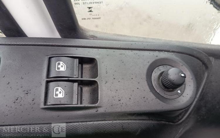 IVECO DAILY 35S16 AVEC PLATEAU PORTE VOITURE FIAULT – DIESEL – 24264 KMS – ANNEE 2024 BLANC GY-096-BF