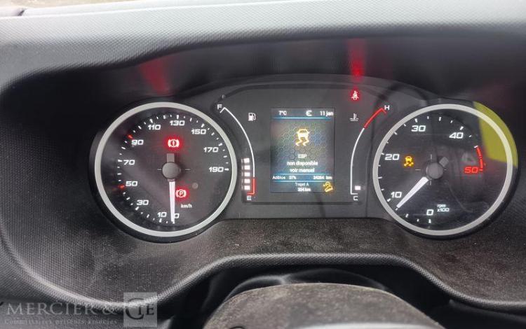 IVECO DAILY 35S16 AVEC PLATEAU PORTE VOITURE FIAULT – DIESEL – 24264 KMS – ANNEE 2024 BLANC GY-096-BF