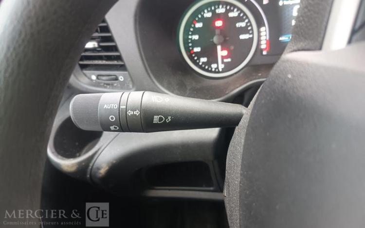 IVECO DAILY 35S16 AVEC PLATEAU PORTE VOITURE FIAULT – DIESEL – 24264 KMS – ANNEE 2024 BLANC GY-096-BF