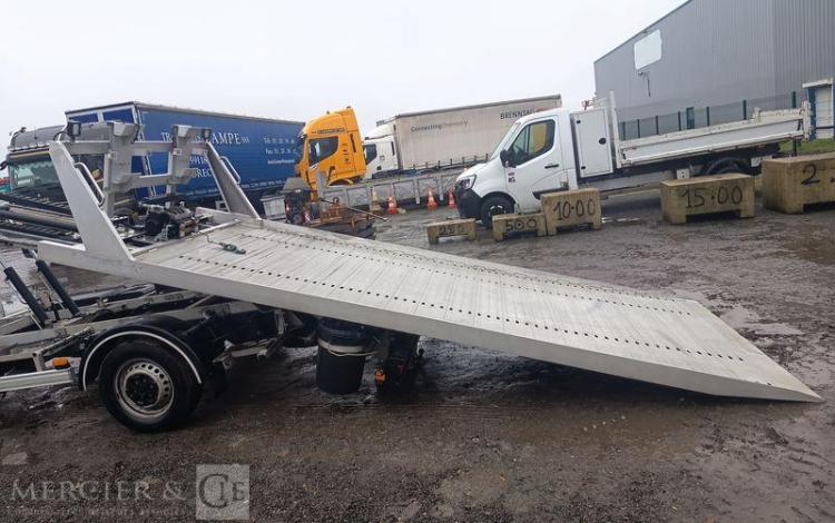 IVECO DAILY 35S16 AVEC PLATEAU PORTE VOITURE FIAULT – DIESEL – 24264 KMS – ANNEE 2024 BLANC GY-096-BF