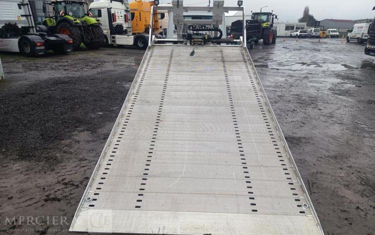 IVECO DAILY 35S16 AVEC PLATEAU PORTE VOITURE FIAULT – DIESEL – 24264 KMS – ANNEE 2024 BLANC GY-096-BF