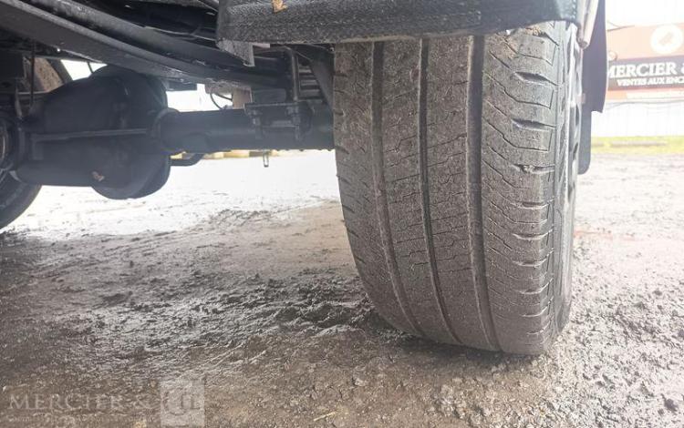 IVECO DAILY 35S16 AVEC PLATEAU PORTE VOITURE FIAULT – DIESEL – 24264 KMS – ANNEE 2024 BLANC GY-096-BF