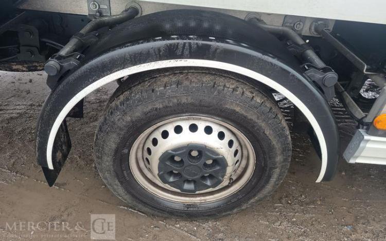 IVECO DAILY 35S16 AVEC PLATEAU PORTE VOITURE FIAULT – DIESEL – 24264 KMS – ANNEE 2024 BLANC GY-096-BF