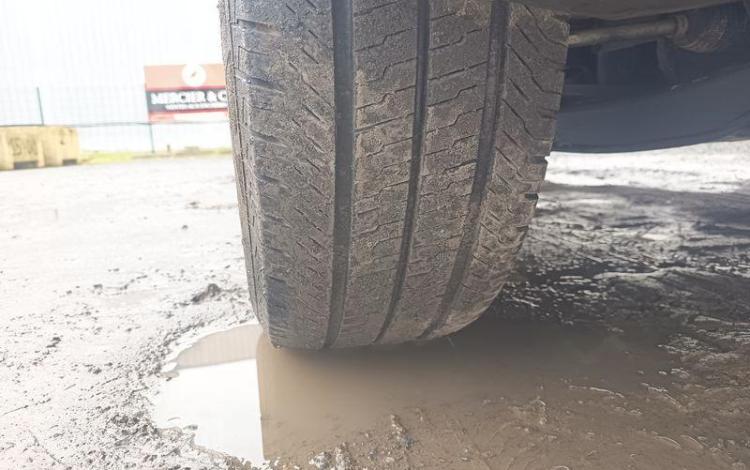 IVECO DAILY 35S16 AVEC PLATEAU PORTE VOITURE FIAULT – DIESEL – 24264 KMS – ANNEE 2024 BLANC GY-096-BF