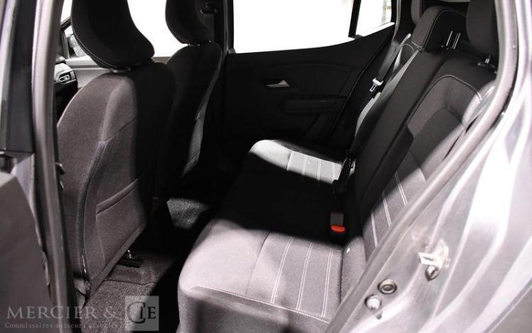 DACIA SANDERO EXPRESSION TCE 90 GRIS GY-657-ZB