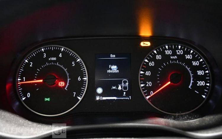 DACIA SANDERO EXPRESSION TCE 90 GRIS GY-657-ZB