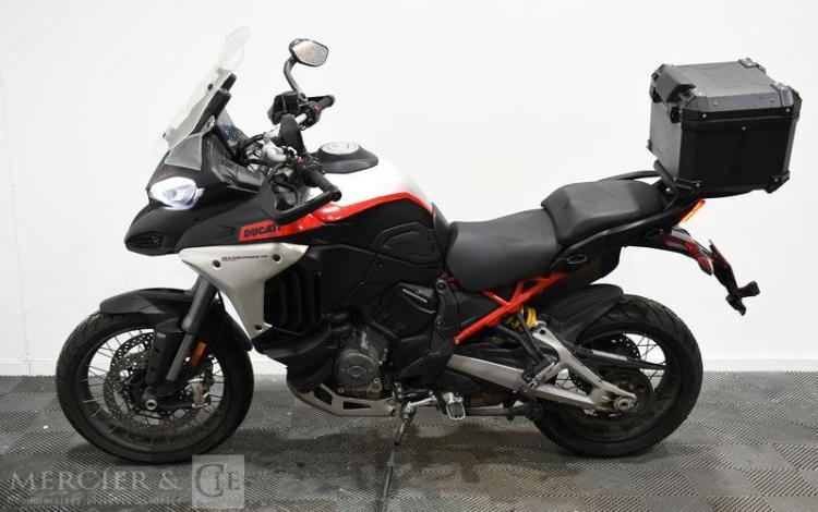 DUCATI MULTISTRADA V4 RALLY RADAR BLA  GY-912-EZ