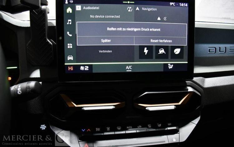 DACIA DUSTER EXTREME HYBRID 140 VERT GY-920-PH