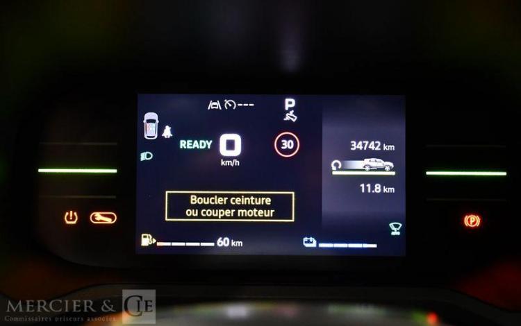 DACIA DUSTER EXTREME HYBRID 140 VERT GY-920-PH