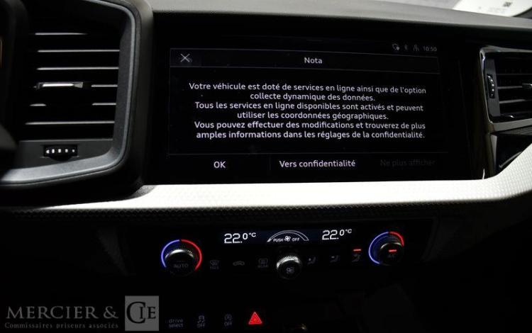 AUDI A1 SPORTBACK 30 TFSI 1,0 116CH S-TRONIC BLEU GZ-005-HC