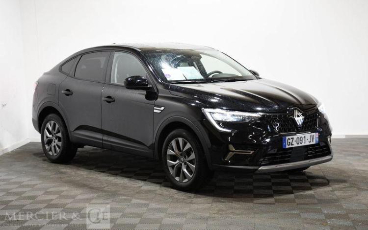 RENAULT ARKANA EVOLUTION MILD HYBRID 140 EDC NOIR GZ-091-JV