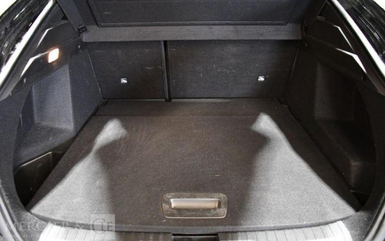 RENAULT ARKANA TECHNO MILD HYBRID 140 EDC NOIR GZ-165-JS