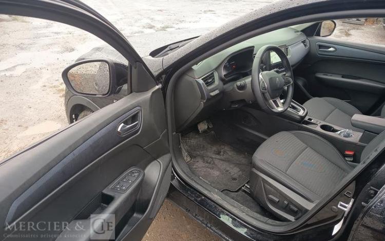 RENAULT ARKANA EVOLUTION MILD HYBRID 140 EDC 24 NOIR GZ-288-JS