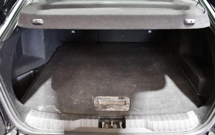 RENAULT ARKANA EVOLUTION MILD HYBRID 140 EDC NOIR GZ-499-JS