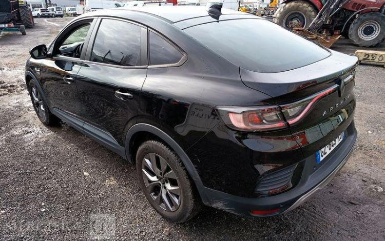 RENAULT ARKANA EVOLUTION MILD HYBRID 140 EDC 23 NOIR GZ-649-KG
