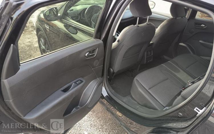 RENAULT ARKANA EVOLUTION MILD HYBRID 140 EDC 23 NOIR GZ-649-KG