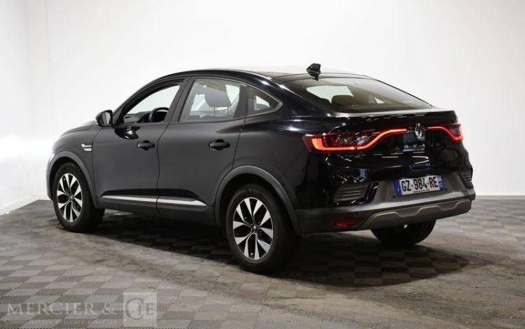 RENAULT ARKANA ZEN TCE 140 EDC NOIR GZ-984-RE