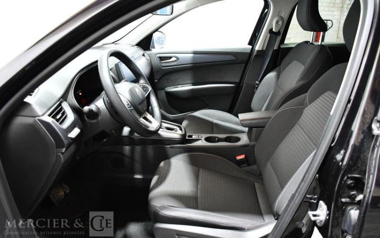 RENAULT ARKANA EVOLUTION MILD HYBRID 140 EDC 24 NOIR HA-263-HH