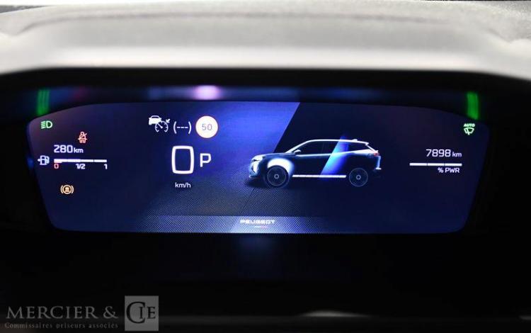 PEUGEOT 2008 ALLURE HYBRID 145CH e-DCI BLANC HB-057-FC