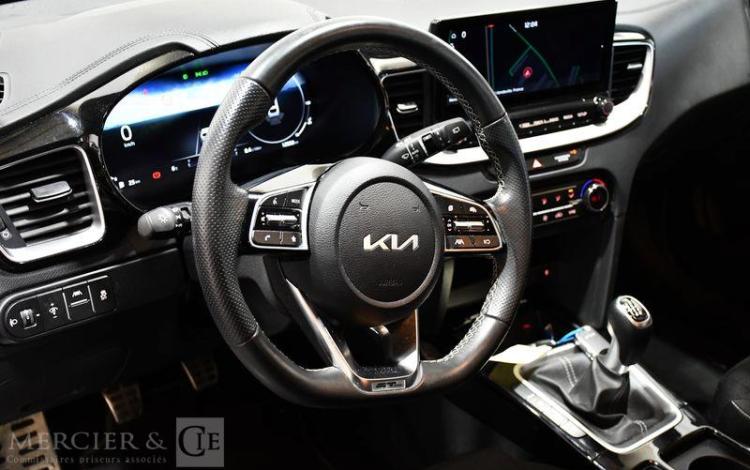 KIA PROCEED GT -LINE GRIS HC-721-QY