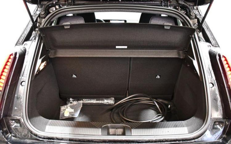 RENAULT 5 E-TECH TECHNO 120CH NOIR HF-082-PX