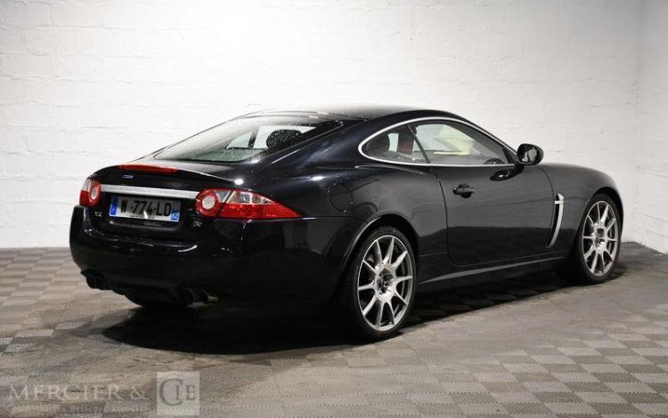 JAGUAR XKR 4,2 V8 KOMPRESSOR BLEU MEMW1711