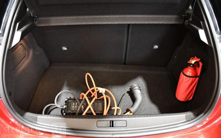 OPEL CORSA LONG RANGE 51KWH GS ROUGE PK4128