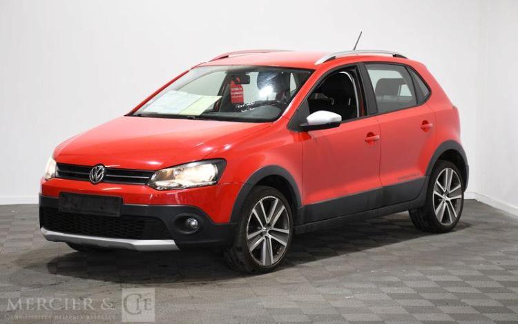 VOLKSWAGEN POLO CROSS 1,6 TDI ROUGE 1VBN771