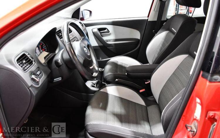 VOLKSWAGEN POLO CROSS 1,6 TDI ROUGE 1VBN771
