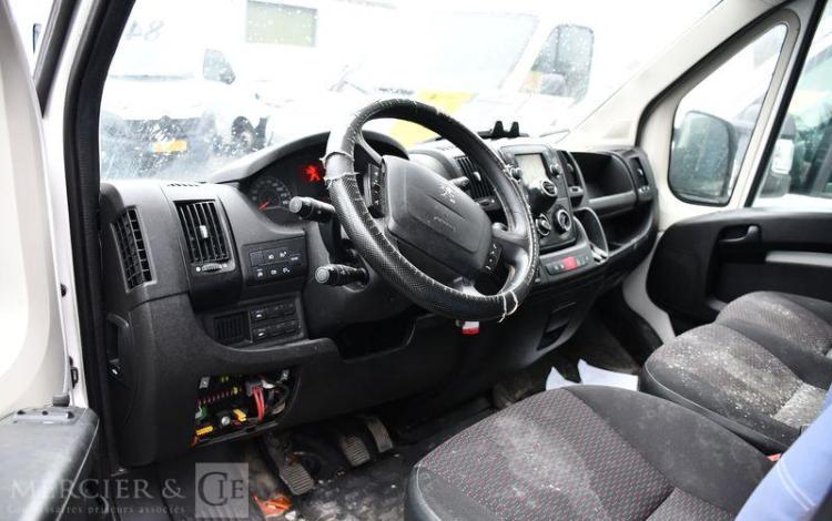 PEUGEOT BOXER 335 2.2 BLUEHDI 140ch L2H2 BLANC 1YDW228