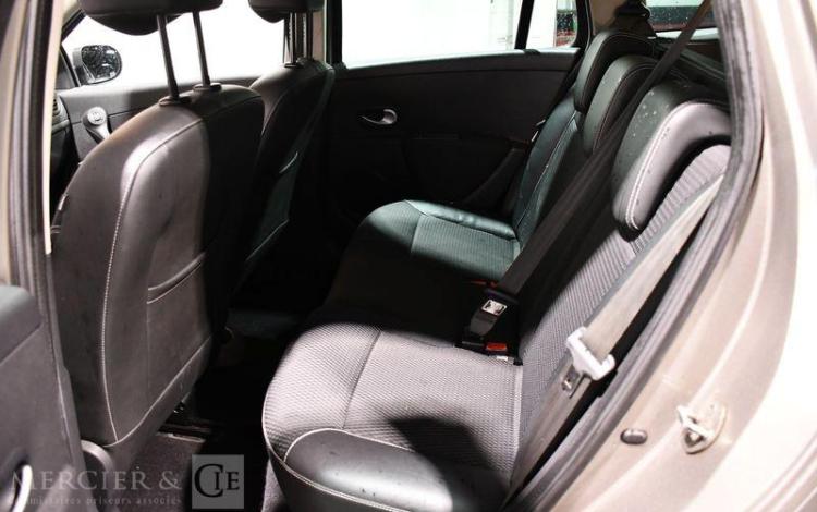 RENAULT CLIO ESTATE BEIGE AB-493-JC