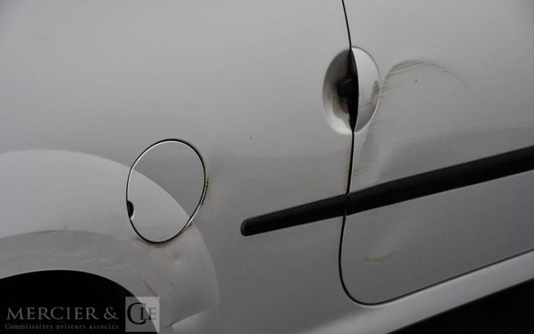 RENAULT TWINGO 1.5 DCI 65 EXPRESSION BLANC AC-470-ZR