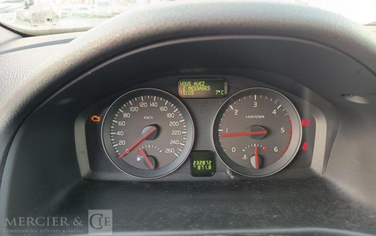 VOLVO S40 1,6 D 110 FEELING GRIS AD-064-DE