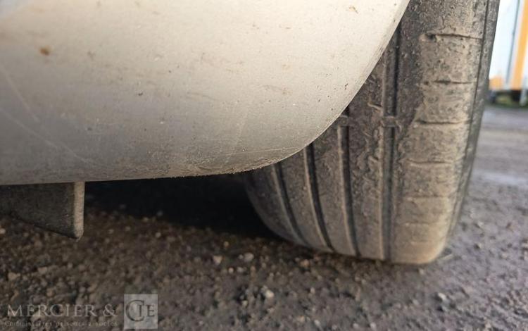 VOLVO S40 1,6 D 110 FEELING GRIS AD-064-DE