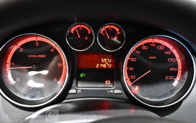 PEUGEOT 308 GENERATION-I 1.6 HDI 90CH CONFORT PACK GRIS AK-225-GD