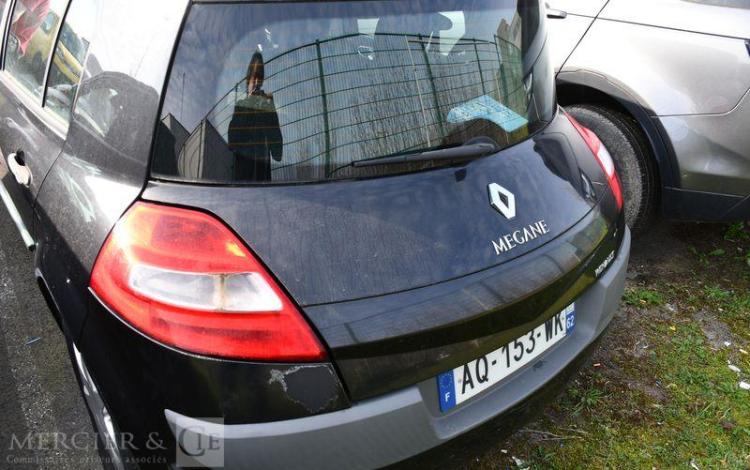 RENAULT MEGANE 1.9 DCI 130 DYNAMIQUE NOIR AQ-153-WK