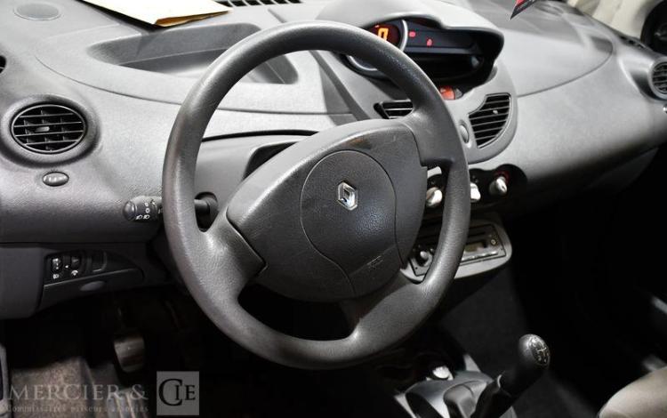 RENAULT TWINGO 1.5 DCI 65 AUTHENTIQUE BLANC AV-432-KJ