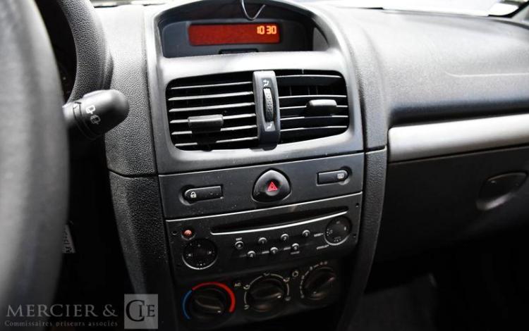 RENAULT CLIO II SOCIETE 1.5 DCI 65 BLEU AX-152-DA