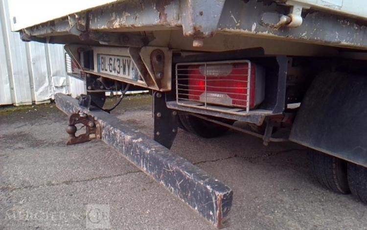 IVECO 35C13 BENNE DOUBLE CABINE BLANC BL-643-WY