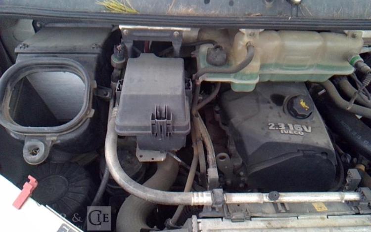 IVECO 35C13 BENNE DOUBLE CABINE BLANC BL-643-WY