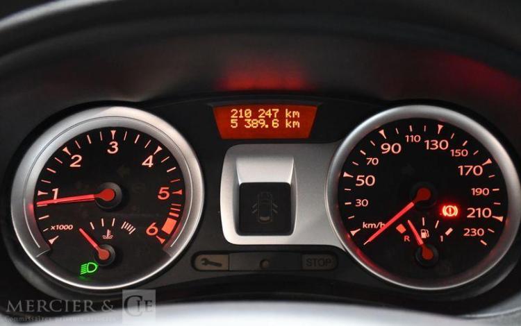 RENAULT CLIO 1,5 DCI 90CH EXPRESSION CLIM GRIS BV-235-FL