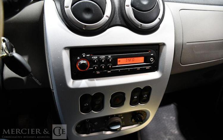 DACIA SANDERO 1.2 75CH SILVER LINE BLANC CC-804-YJ